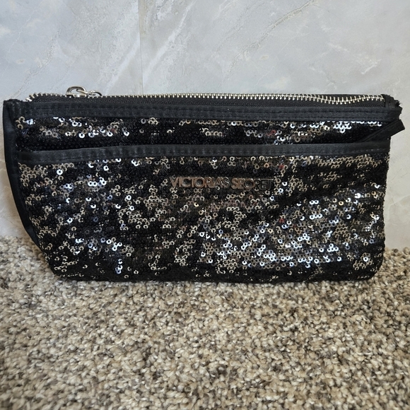 Victoria's Secret Handbags - Victoria's Secret Black Sequin Clutch